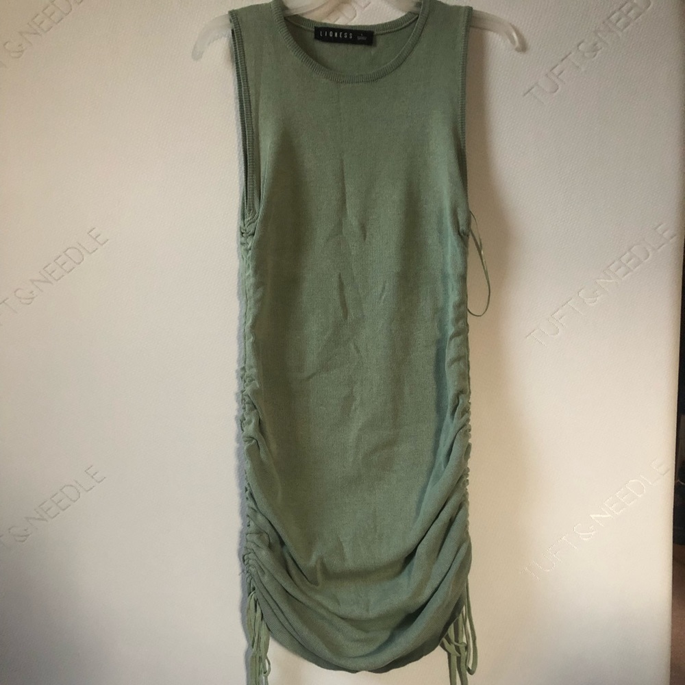 Princess polly sage green sinch dress